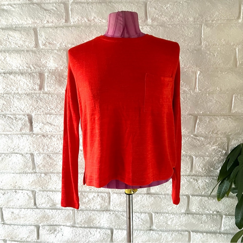 Banana Republic Orange Long Sleeve Tee T9